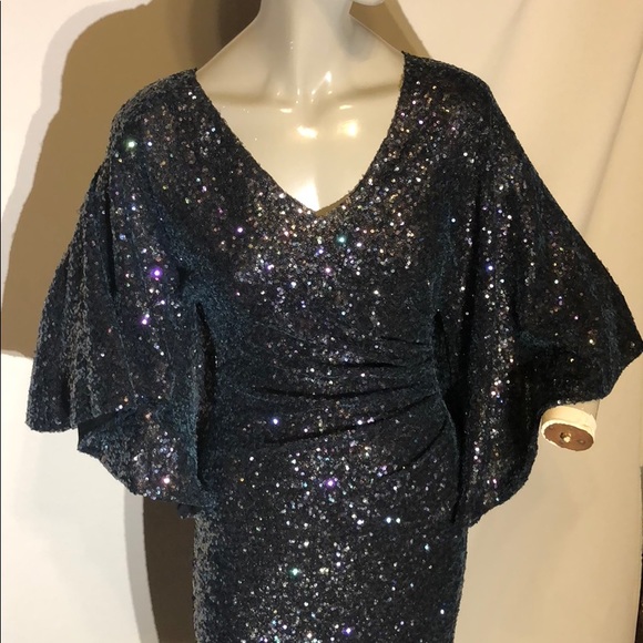 Kevan Hall gown. (Original ) Bat wing dress - Picture 2 of 8